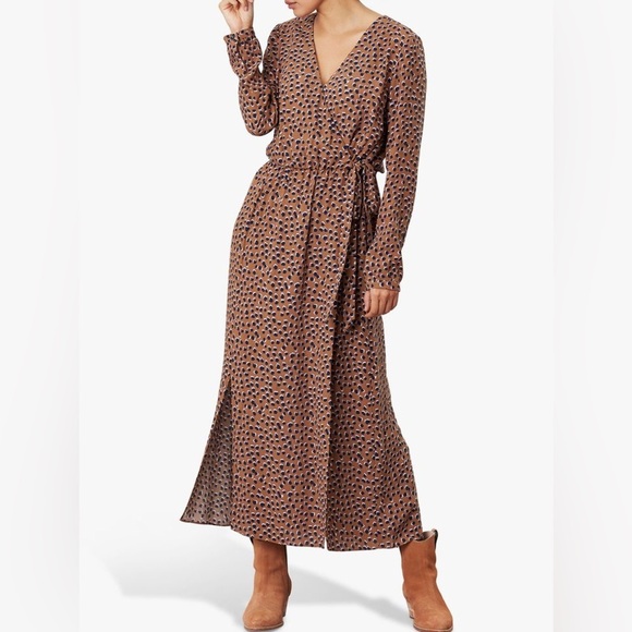 Joules Chloe Fixed Wrap Dress in Mocha Spot - Picture 1 of 8